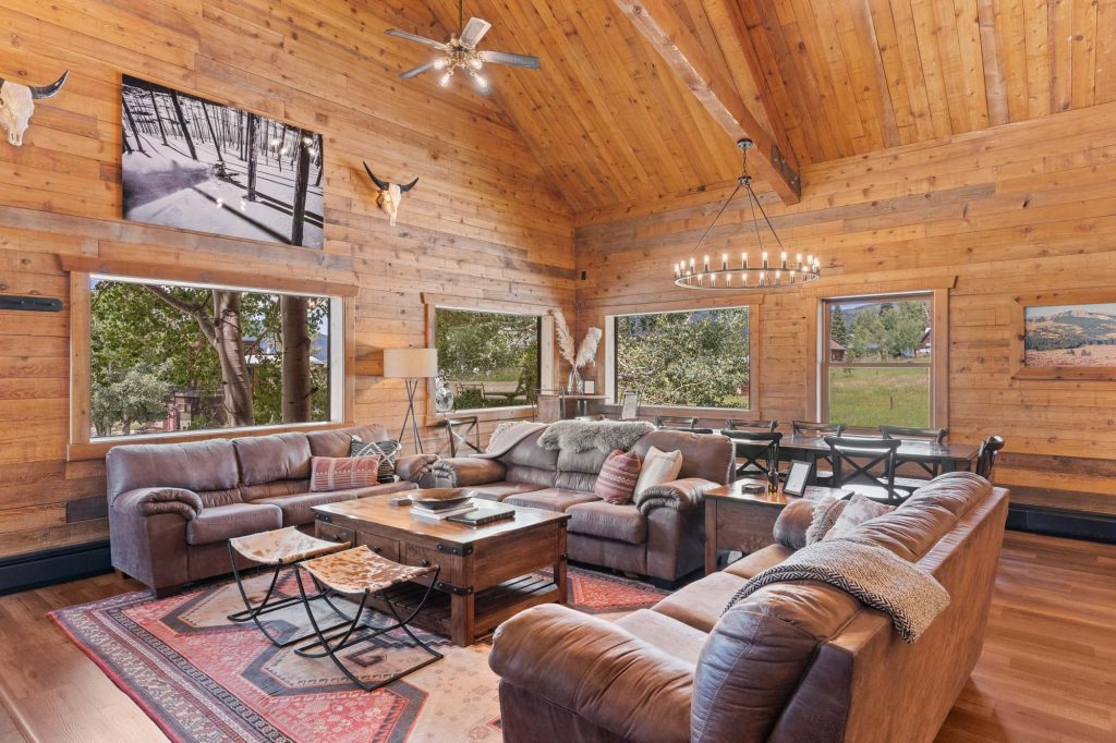 Relax in the spacious common area of the True North Adventure Lodge